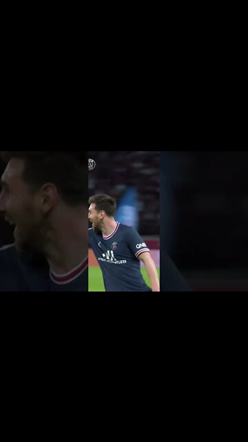 Messi Scores His First Goal For PSG vs MCI 2-0 Messi First Goal For PSG Incredible Scenes