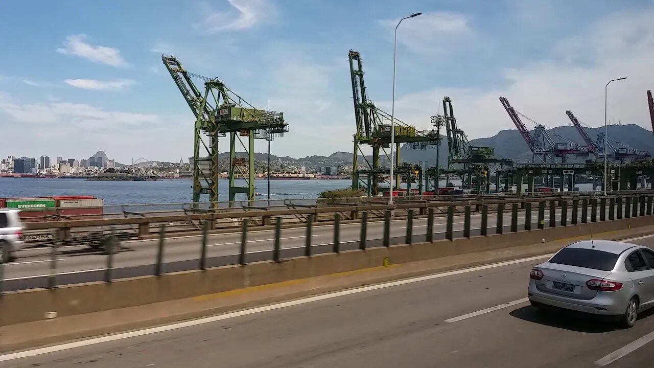 Alguns minutos da ponte Rio Niterói pra curtir ???