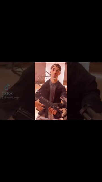 Half Life Alyx Mods Gunman getting views on TikTok Gaming 18