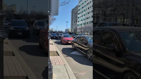 Walking on Washington Blvd in New Jersey 2021.
