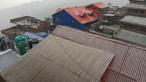 Darjeeling rain session