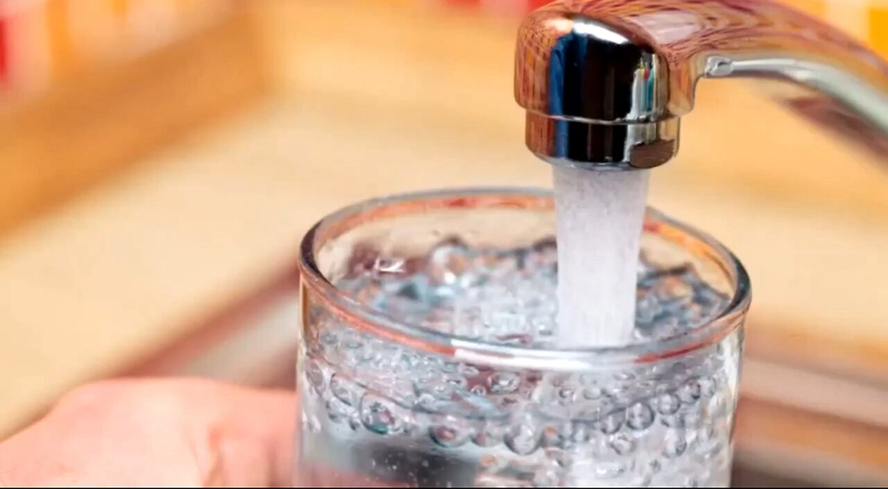 More US cities are stopping their water fluoridation programs