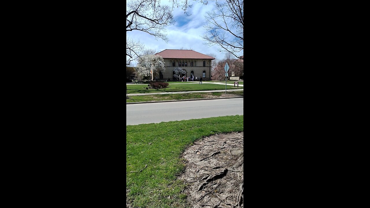 Oberlin students puppet protest (Scooter's reaction)