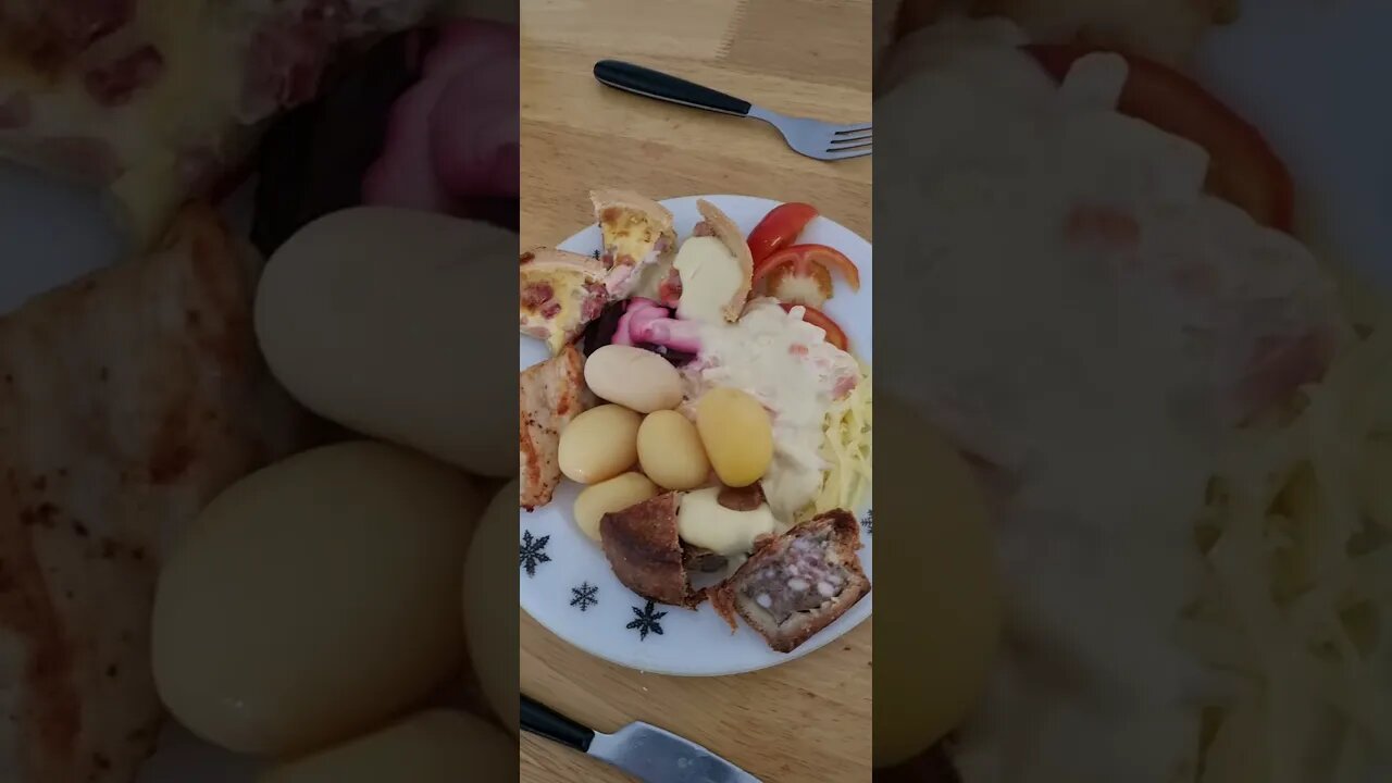 dinner 🍽 is served 😋 👌 😍