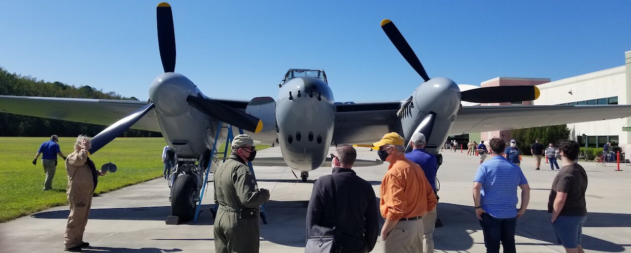 de Havilland Mosquito Flying at Military Aviation Museum