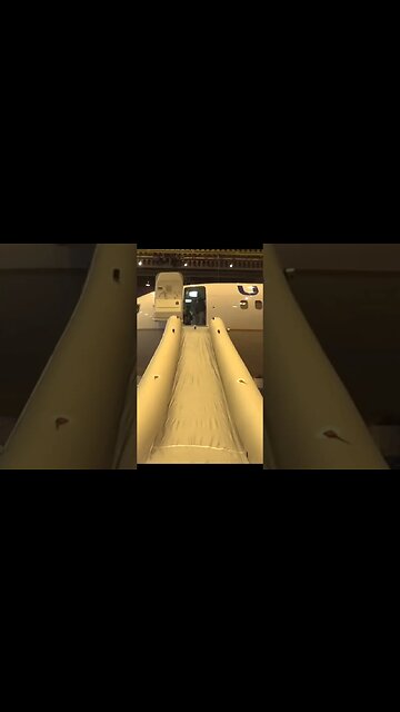 Funniest United Airlines #B767 Escape Slide Test #Aviation #AeroArduino