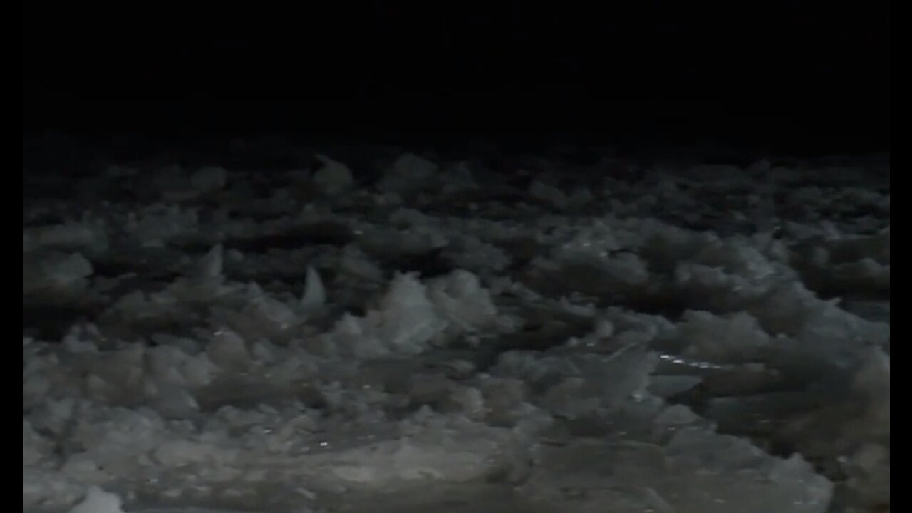 Ice in St. Clair River causing major flooding issues; Coast Guard working to break it up