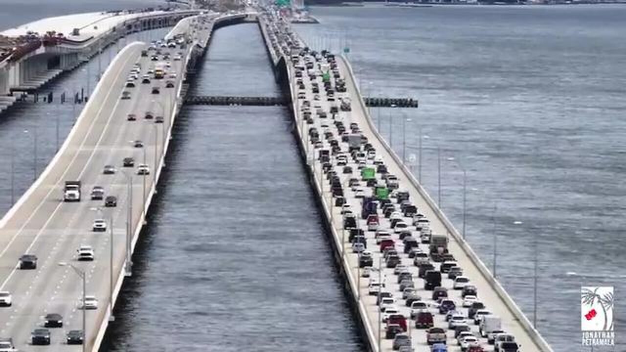 HURRICANE MILTON EVACUATION CHAOS GAS LINES, LAST MINUTE SCRAMBLE!