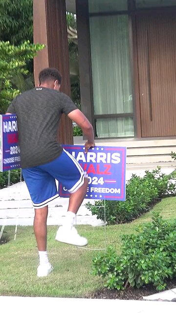 I'm voting 🗳 goes Wrong 😂🤣