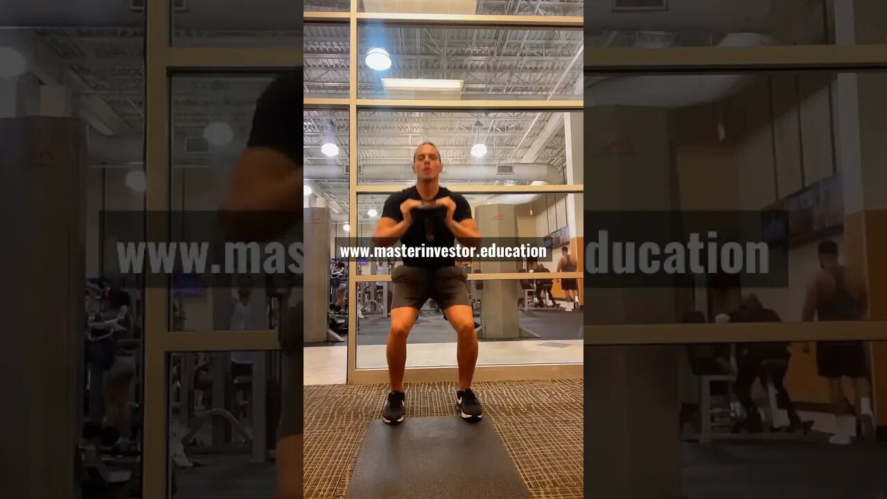 How to make money online even while at the gym? MASTER INVESTOR #shorts