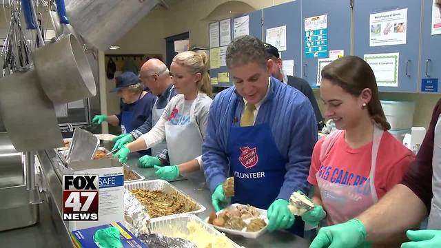 Salvation Army hosts Thanksgiving meals for those in need