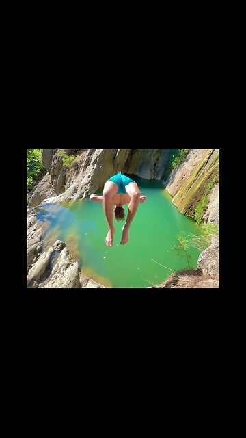 Jump into Jungle 😳🐊