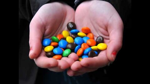 Quando l'amore per gli M&M's è più forte di ogni altra cosa...