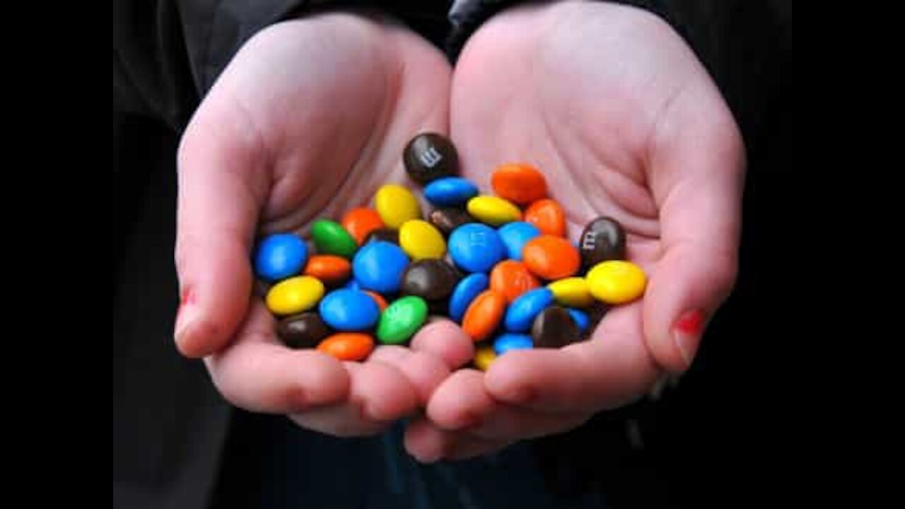 Quando l'amore per gli M&M's è più forte di ogni altra cosa...