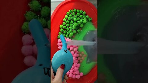 making slime with funny ballons