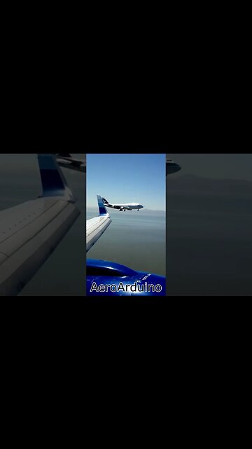 Amazing United Airlines #B757 Cathay Parallel Landing #Aviation #AeroArduino