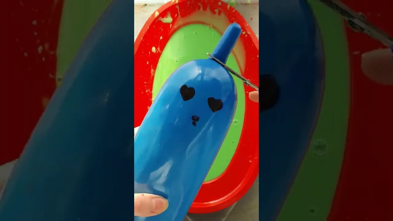 Balloons Popping Glue