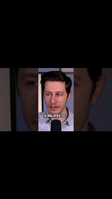 George Santos BRUTALLY Heckled at Laguardia Airport #shorts