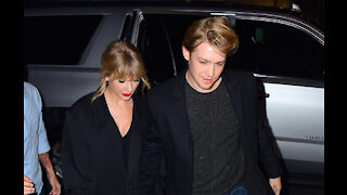 Taylor Swift and Joe Alwyn living in £5.5m London mansion