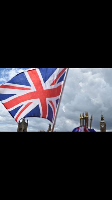 UK Unemployment rate unexpectedly drops