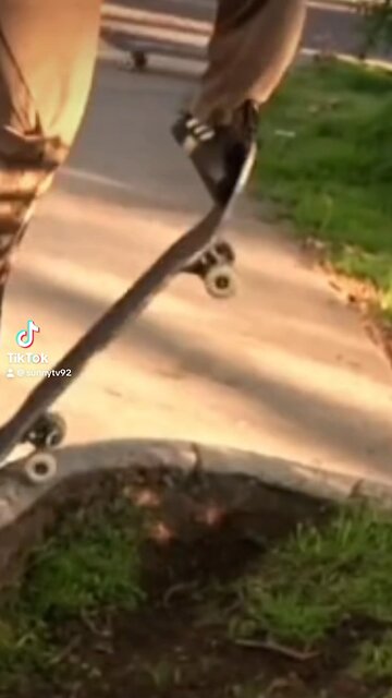 Awesome skate clips 🌊