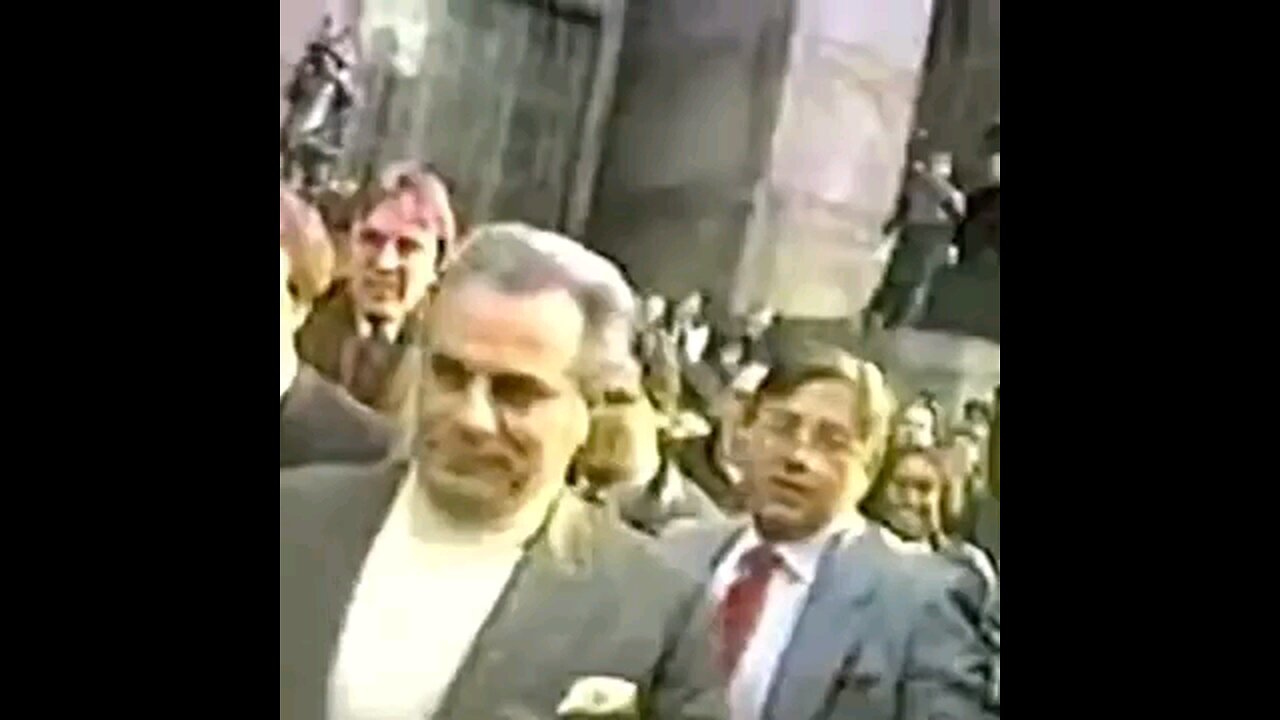 John Gotti gives a homeless man $50