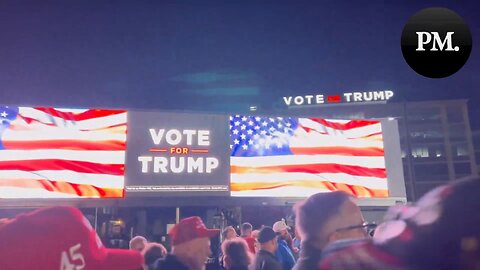 Huge 'Vote For Trump' Sign Lights Up In Upstate NY Despite Local Officials' Efforts To Shut It Down