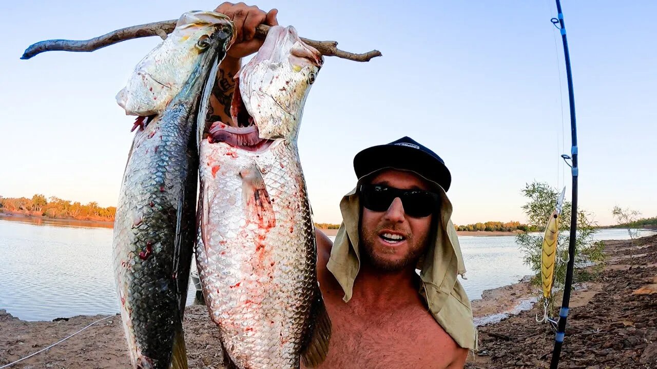 CAMPING REMOTE AUSTRALIA - SHARKS, CROCODILES, BARRAMUNDI. BUSH COOKING!