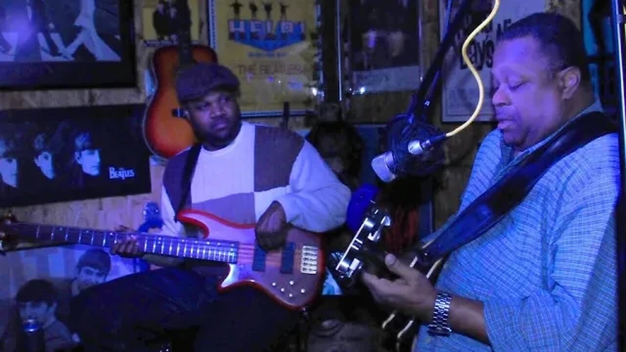 Andrew "Jr. Boy" Jones “Just Playin' The Blues” In The Music Room Single 2014