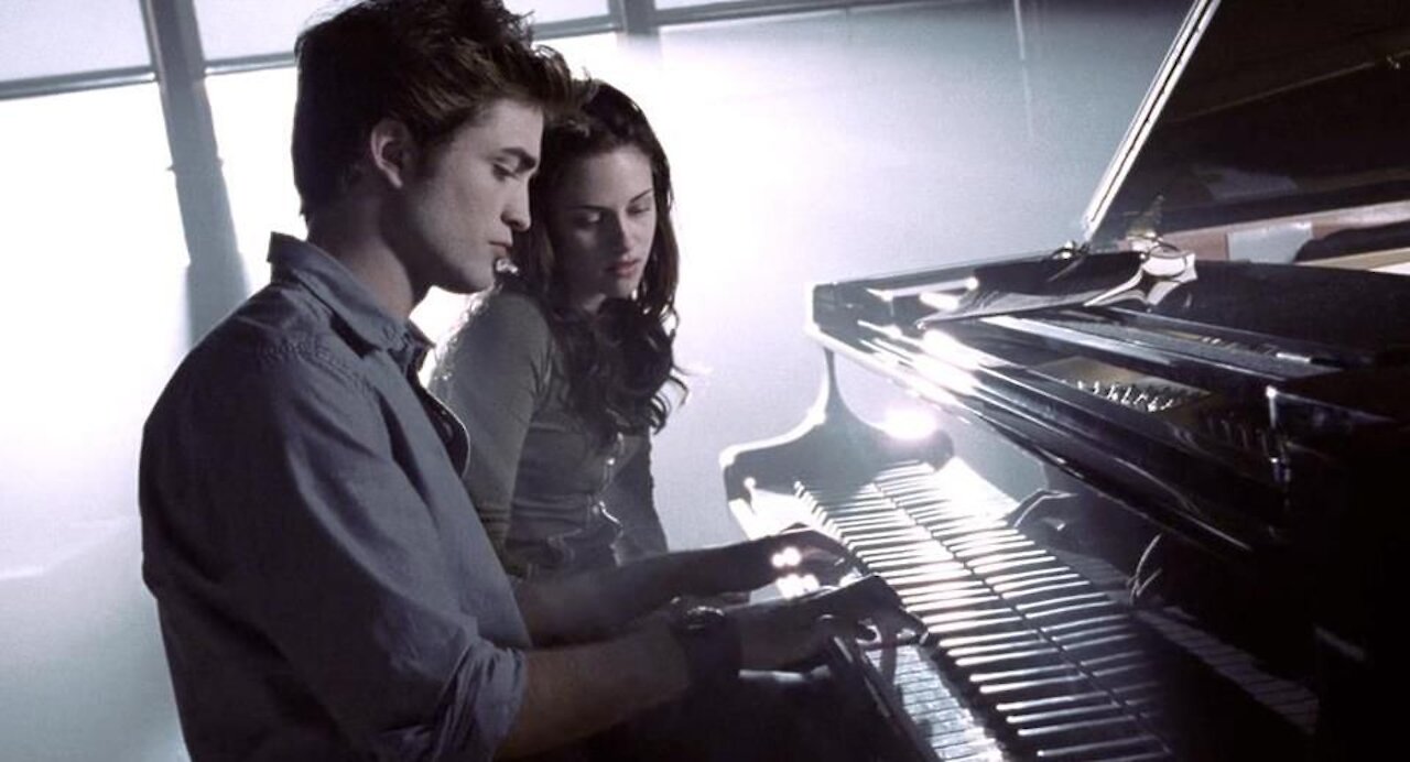 #CARTERBURWELL #BELLASLULLABY #TWILIGHT (Cover de Warren con piano)