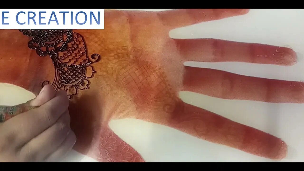 Latest stylish henna mehndi design