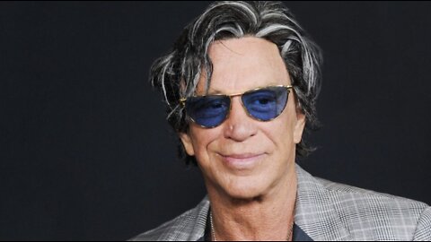 Mickey Rourke on Russia! This is hilarious