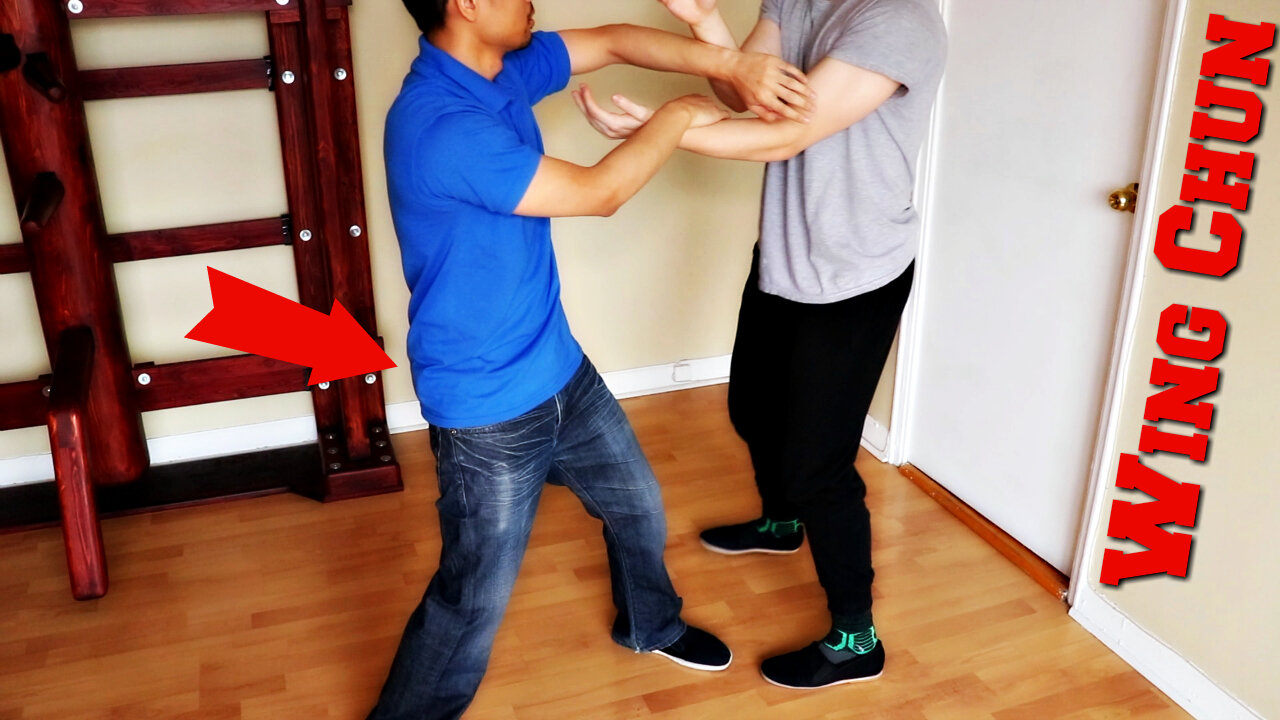 Why SQUARING UP The Hips Is a BAD Martial Habit | Wing Chun Stance