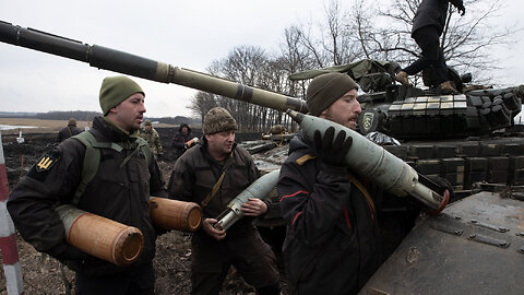 Assault operation of “Azov" fighters attacking Russians’ position with a tank