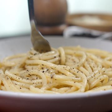 How to make 'cacio e pepe'