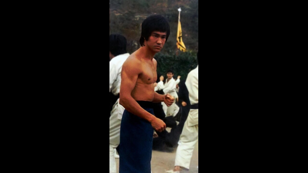 Cross kick Studio Films Bruce Lee Enter The Dragon