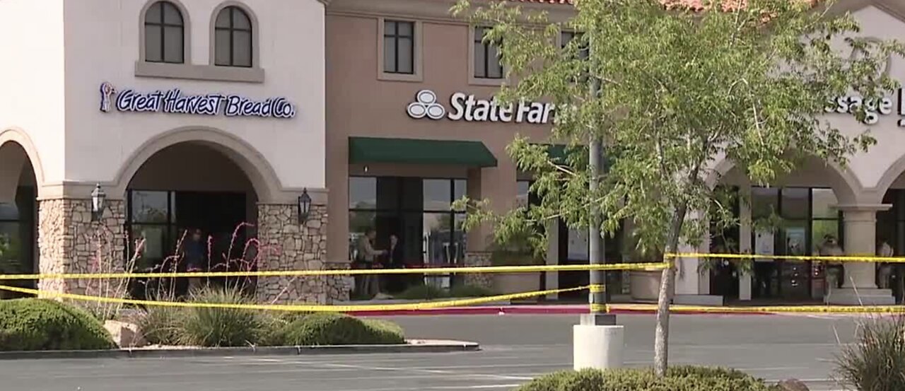 Man found dead in shopping center