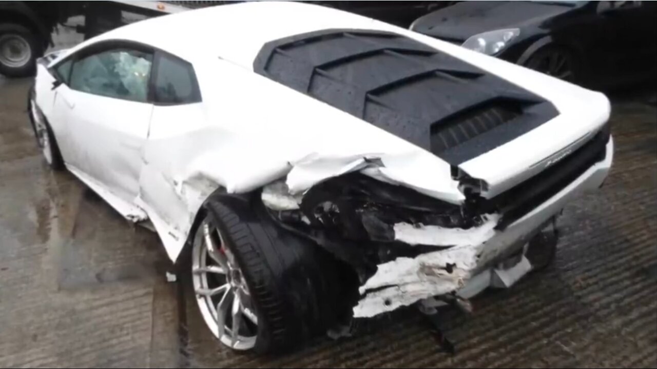 How much has this crashed Lamborghini Huracan cost so far to repair