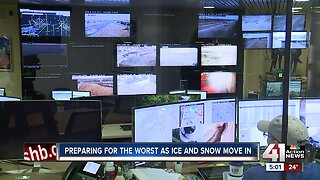 Kansas City crews prepare for second blast of wintry weather