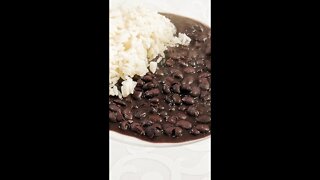 HOW TO MAKE BLACK BEANS #shorts #VilmaKitchen