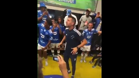 🎉🏆A FESTA DO CRUZEIRO DEPOIS DE TER SIDO CAMPEÃO DA SÉRIE B!