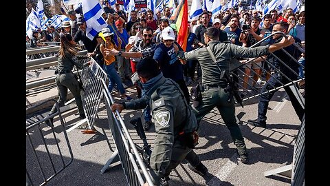 Israeli police clash with Eritrean asylum seekers in Tel aviv