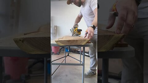 Cutting a live edge mesquite slab