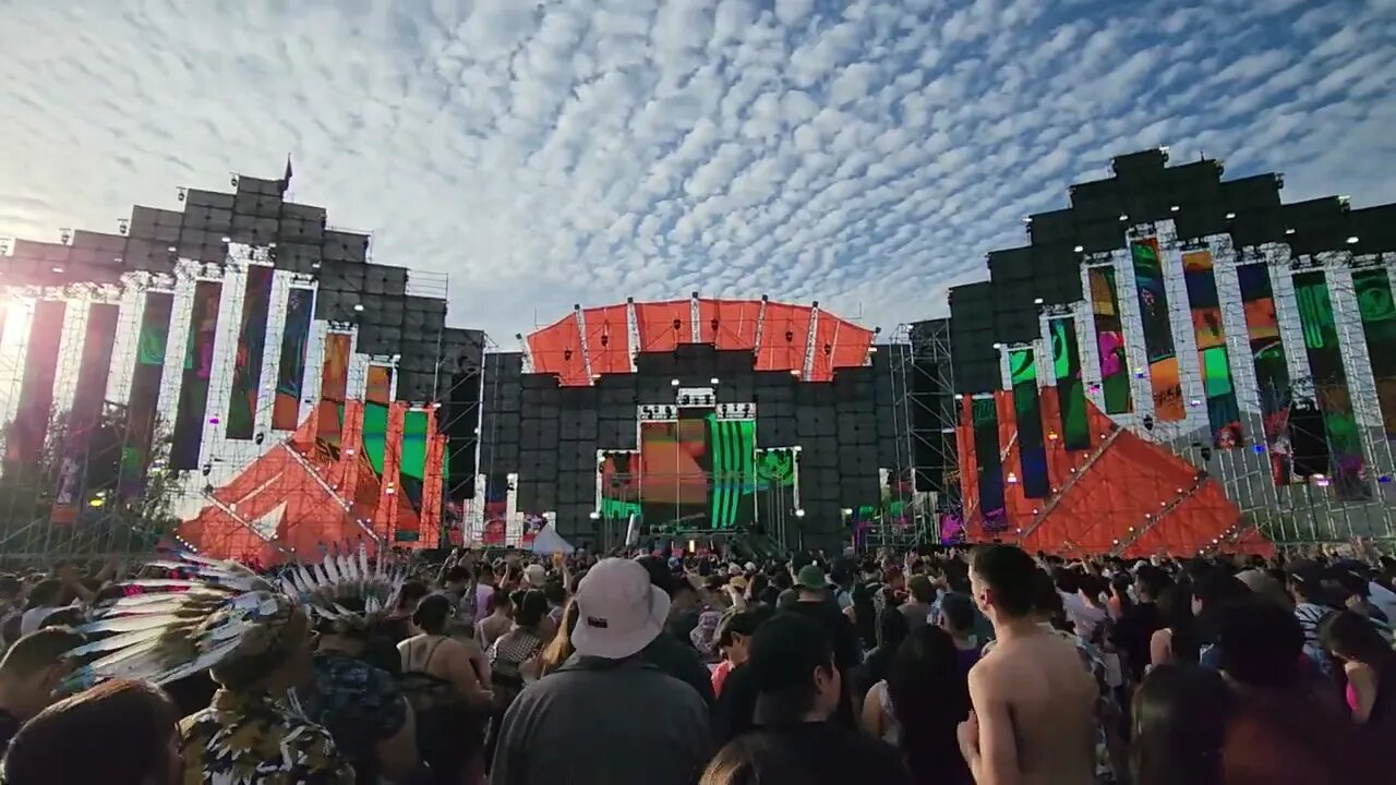 Un poco de @DillonFrancis ahora #Creamfields #CreamfieldsCL2022 #Creamfields2022 #CreamfieldsChile