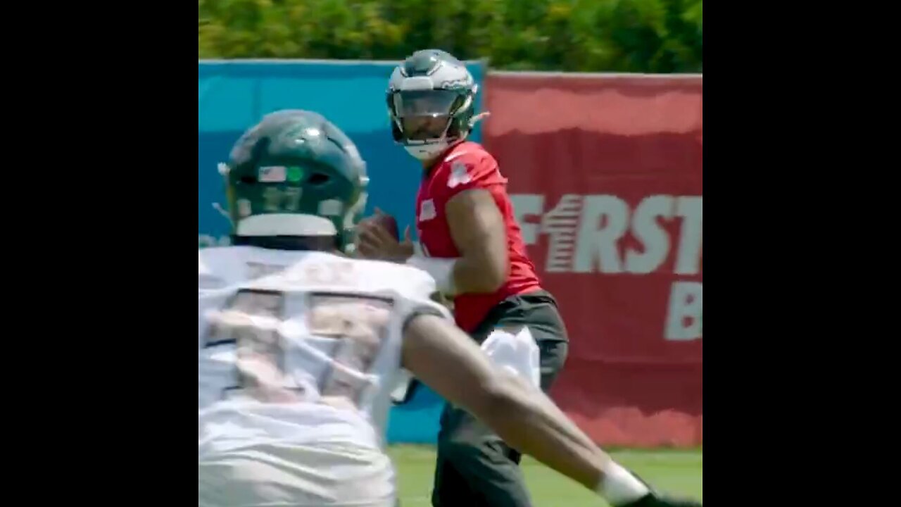 Jalen Hurts throwing touchdowns in practice July 27th, raining TDs