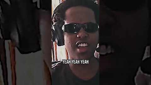 Penguinz0 Made A Mistake Showing His Gun!!