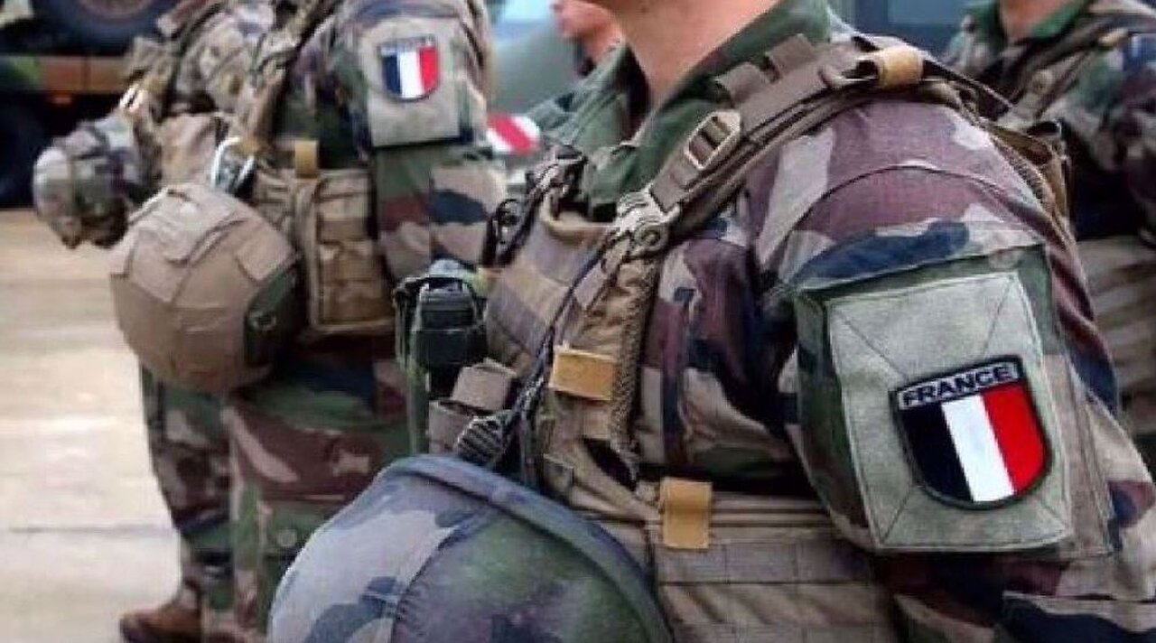 La France: un faux retrait militaire et une influence persistante en Afrique (Zoom Afrique)