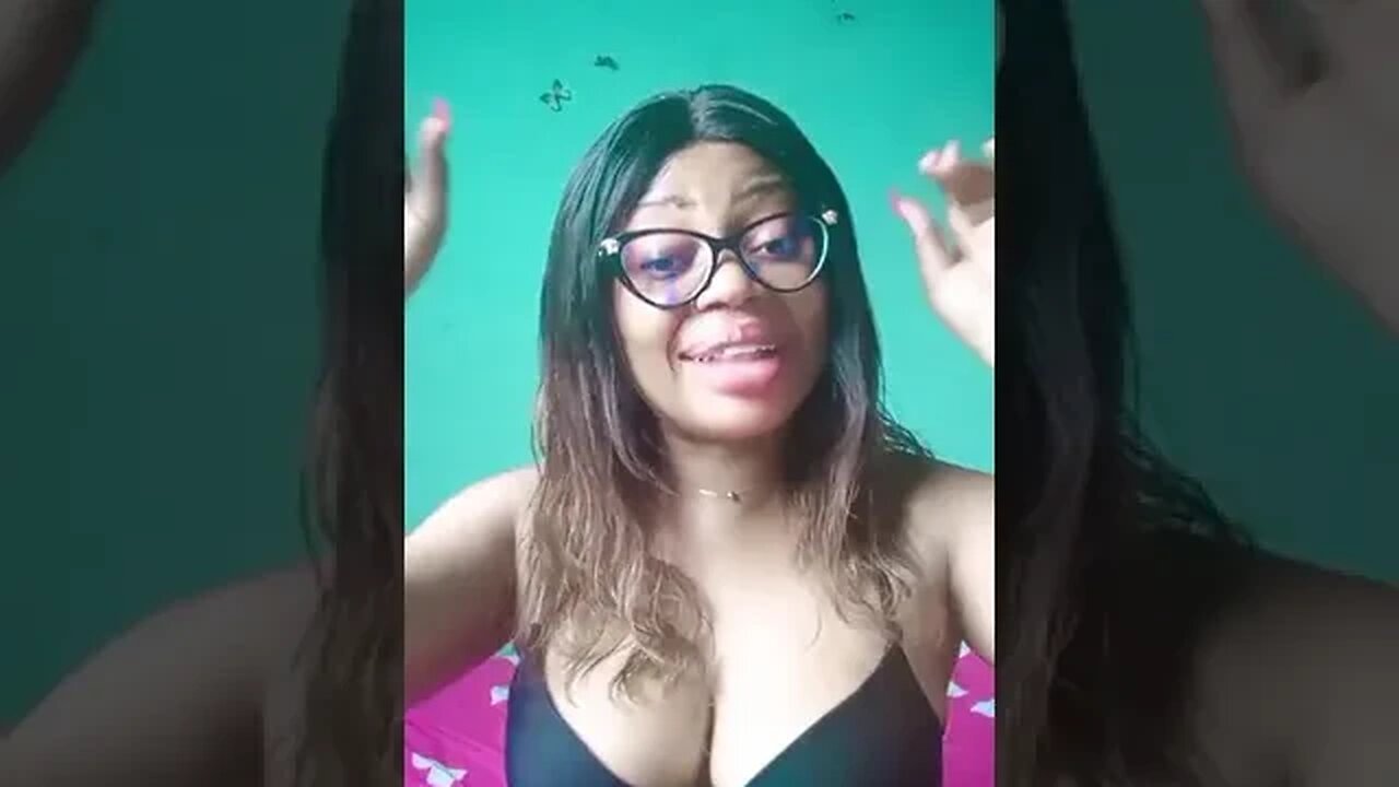 Flore de Lille Veuve Joyeuse Elle avait perdu toutes ses illusions enfermée dans u monde d cauchemar
