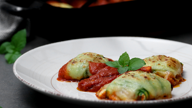 Delicious low carb zucchini ravioli