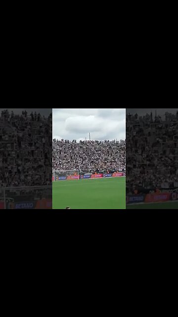 Torcida do Corinthians cantando "Real Madrid pode esperar que a sua hora vai chegar" - Fevereiro 23